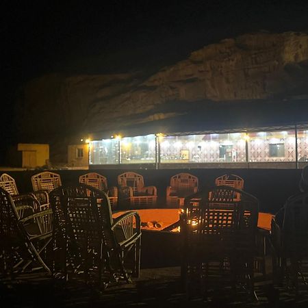 Rum Luxury Camp Wadi Rum Exteriör bild