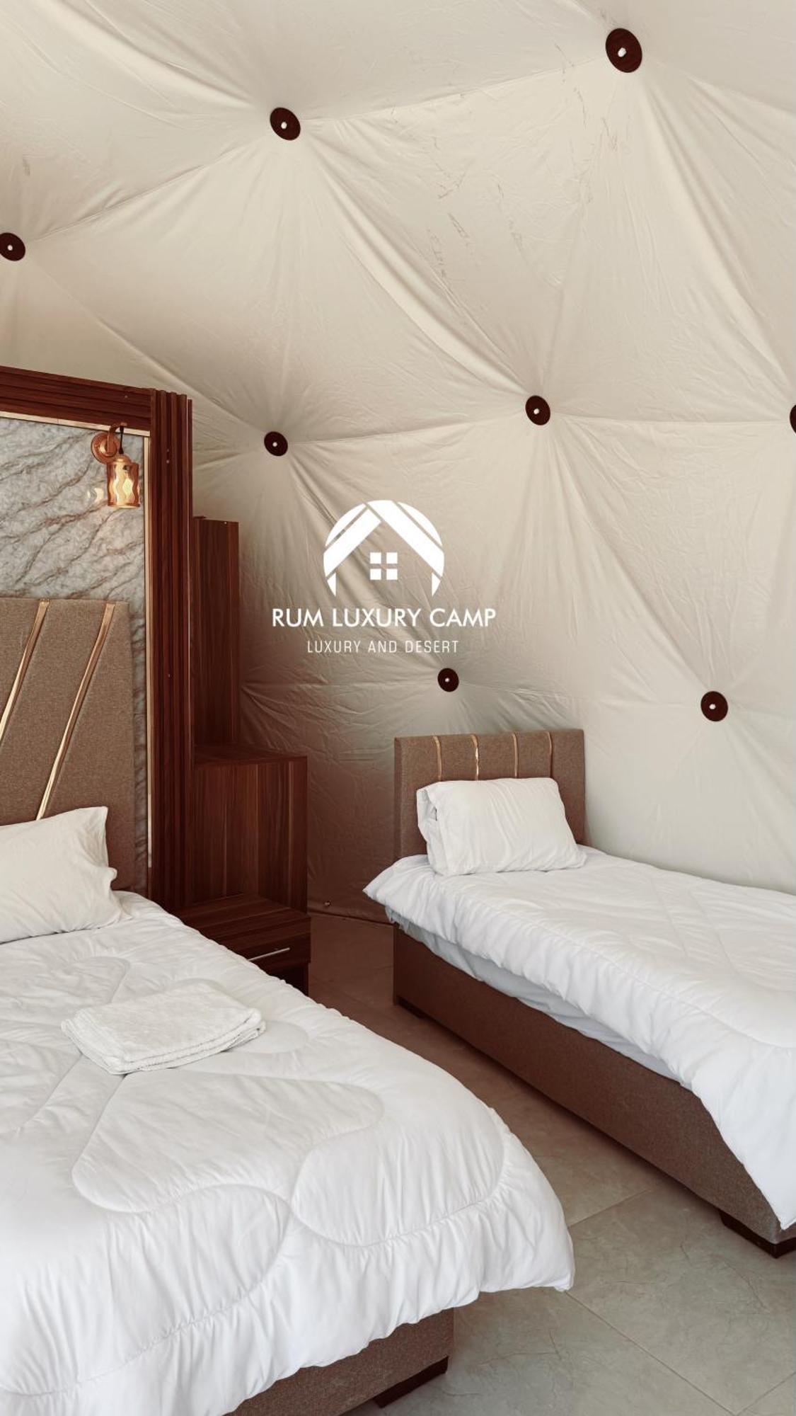 Rum Luxury Camp Wadi Rum Exteriör bild