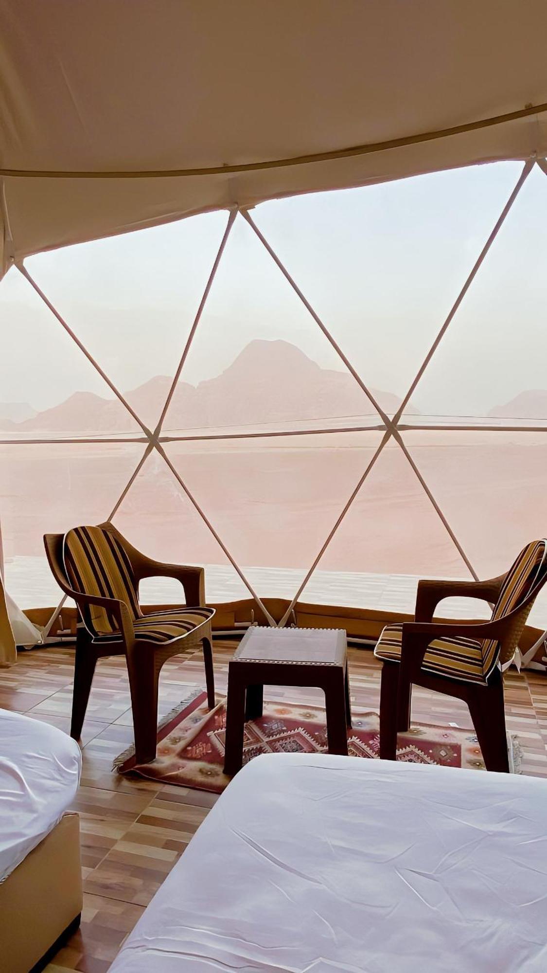 Rum Luxury Camp Wadi Rum Exteriör bild