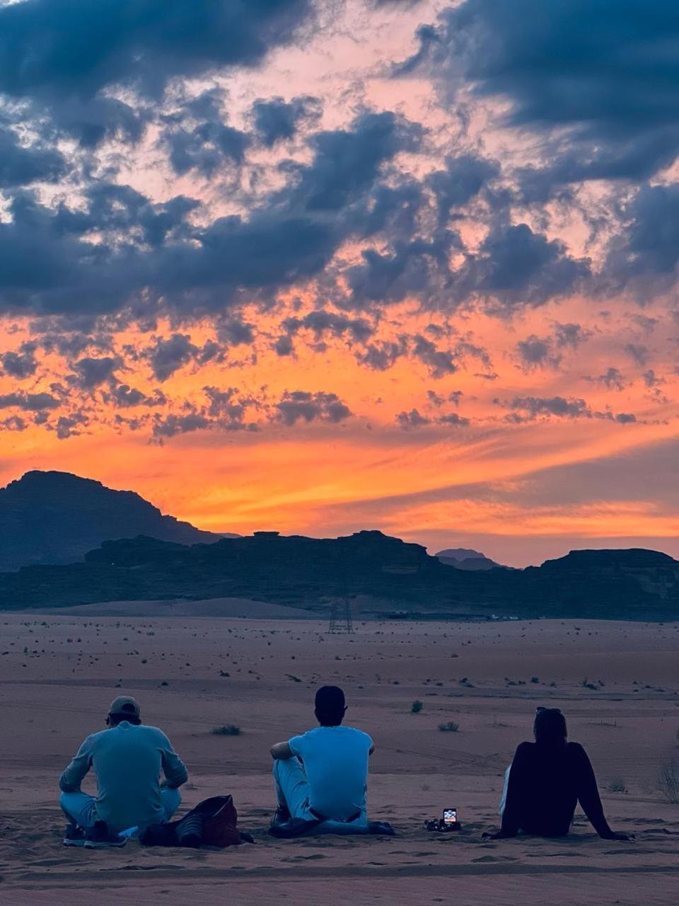 Rum Luxury Camp Wadi Rum Exteriör bild